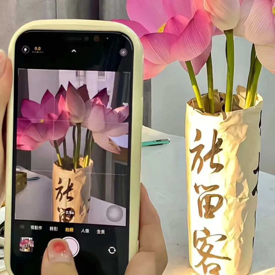 “上班别看，怕你忍不住笑出声”-8589-3